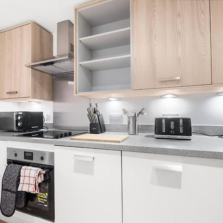 Ebra Stays - Choice Of 2 Or 3 Individual Beds - Luxury New Build Apartment ✪ City Centre, Digbeth ✓ Smart Tv'S & Large Corner Sofa - Birmingham Esterno foto