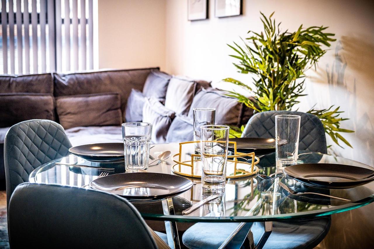 Ebra Stays - Choice Of 2 Or 3 Individual Beds - Luxury New Build Apartment ✪ City Centre, Digbeth ✓ Smart Tv'S & Large Corner Sofa - Birmingham Esterno foto