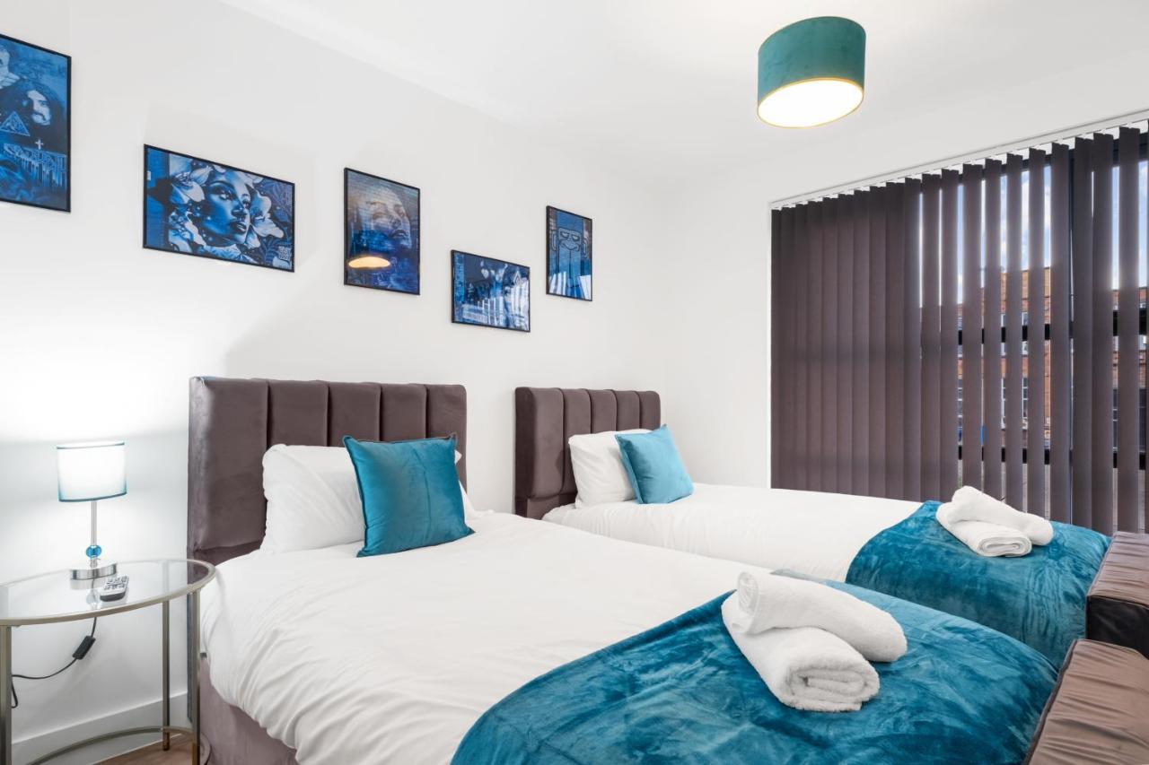 Ebra Stays - Choice Of 2 Or 3 Individual Beds - Luxury New Build Apartment ✪ City Centre, Digbeth ✓ Smart Tv'S & Large Corner Sofa - Birmingham Esterno foto