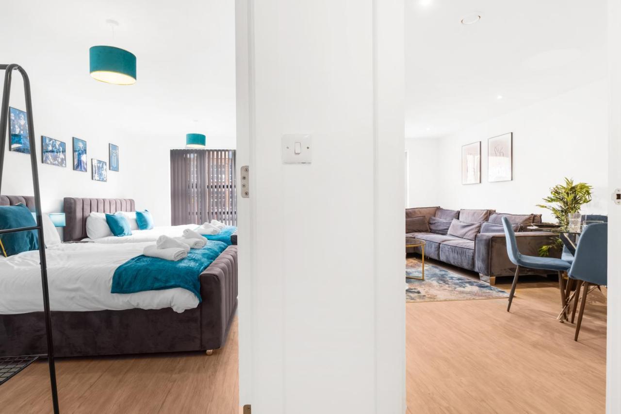 Ebra Stays - Choice Of 2 Or 3 Individual Beds - Luxury New Build Apartment ✪ City Centre, Digbeth ✓ Smart Tv'S & Large Corner Sofa - Birmingham Esterno foto